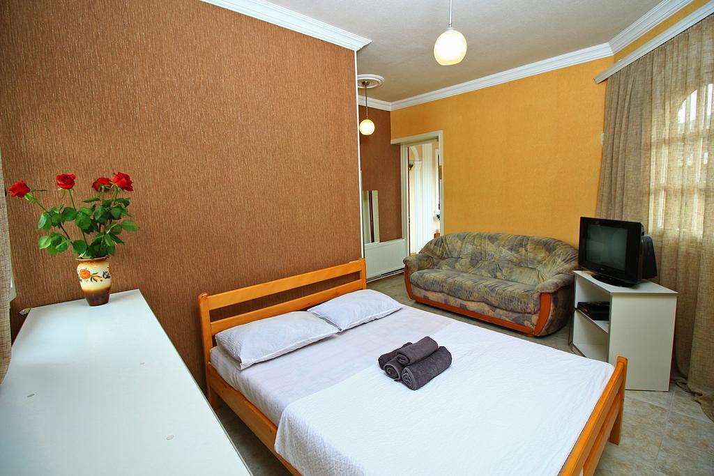 Babilina Hotel Tbilisi Ngoại thất bức ảnh