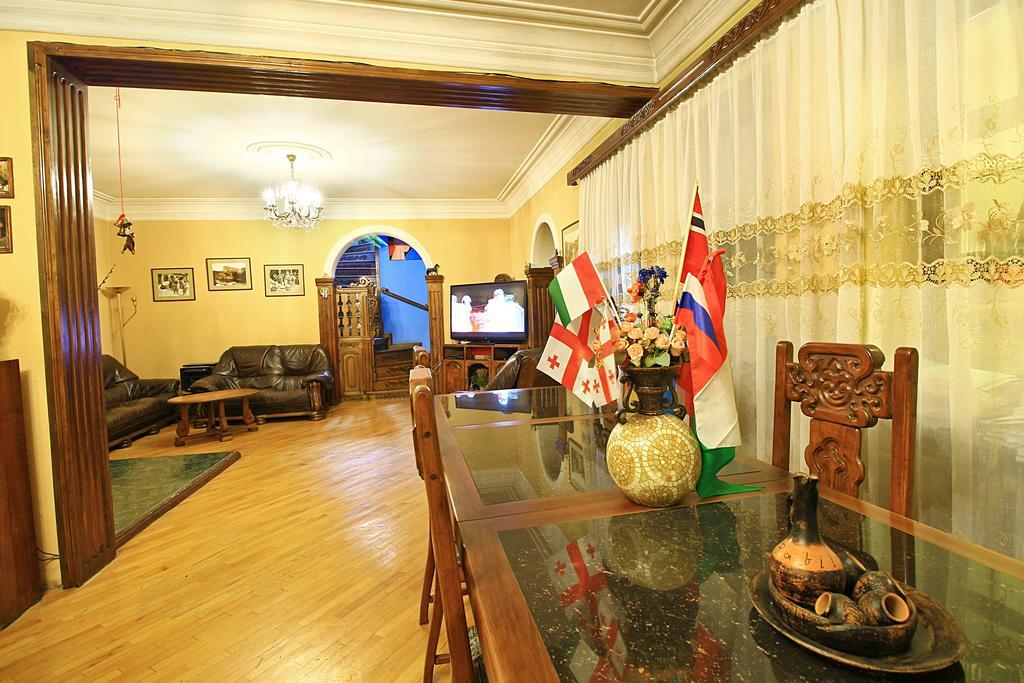 Babilina Hotel Tbilisi Ngoại thất bức ảnh